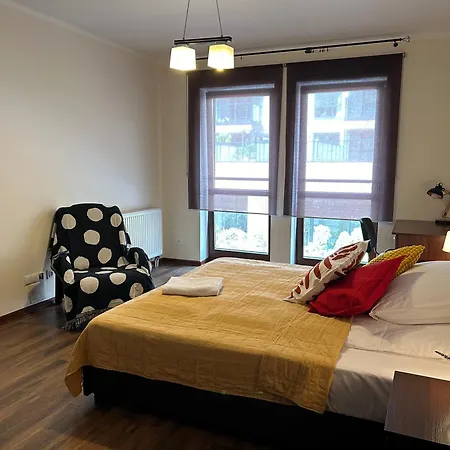 Old Town - Free Parking Apartment *