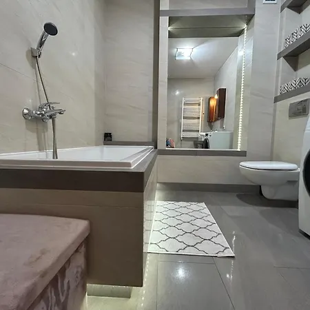 Old Town - Free Parking Apartment